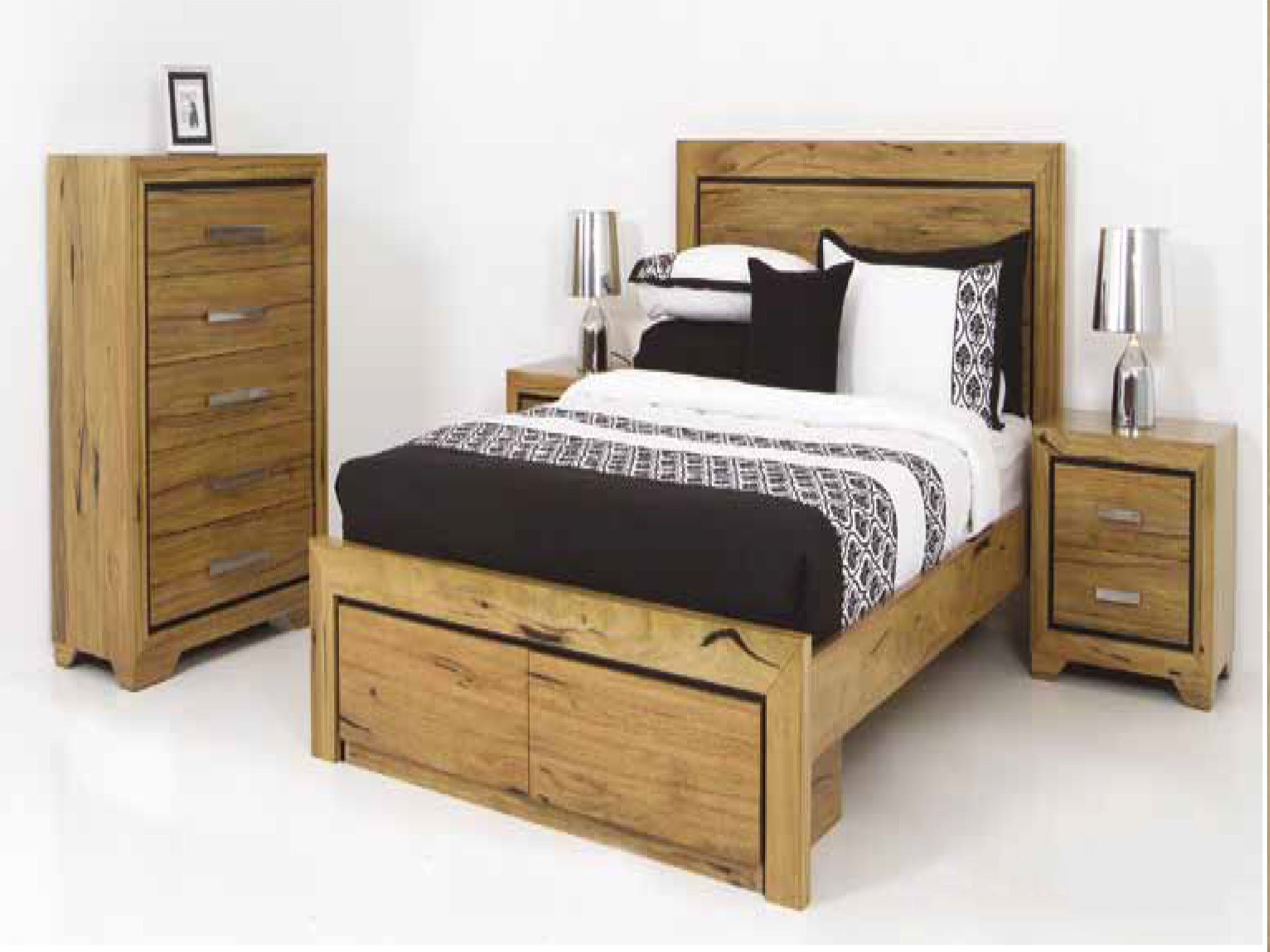 VERMONT 5 DRAWER TALLBOY -1170(H) x 900(W) - NATURAL