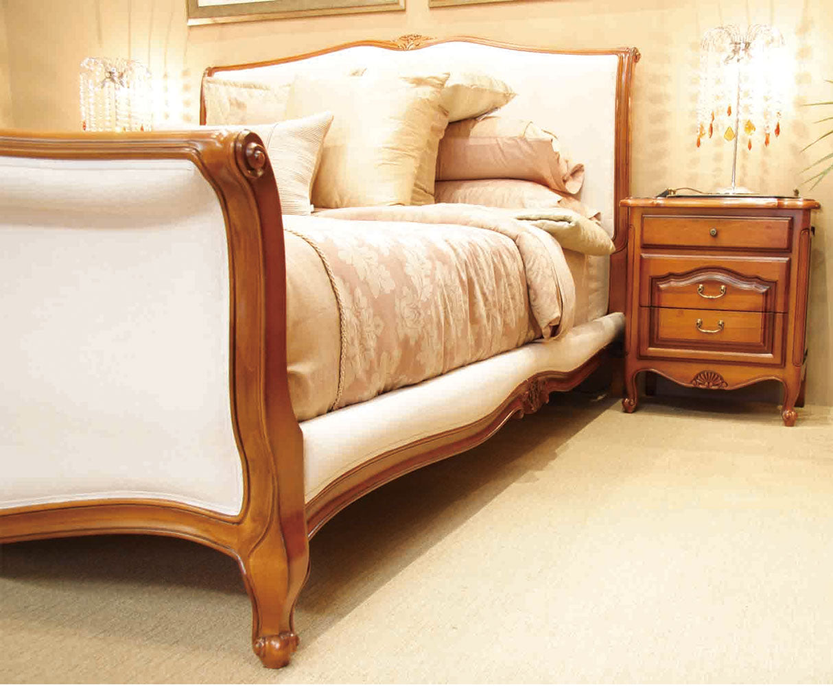 LOUIS (BE-211) KING 5 PIECE BEDROOM SUITE - CHERRY