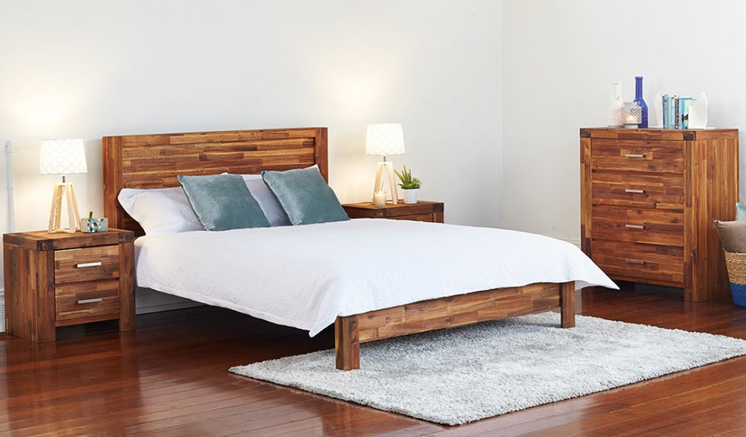 QUEEN PHILLIPE BED - ACACIA - JAVA RUSTIC