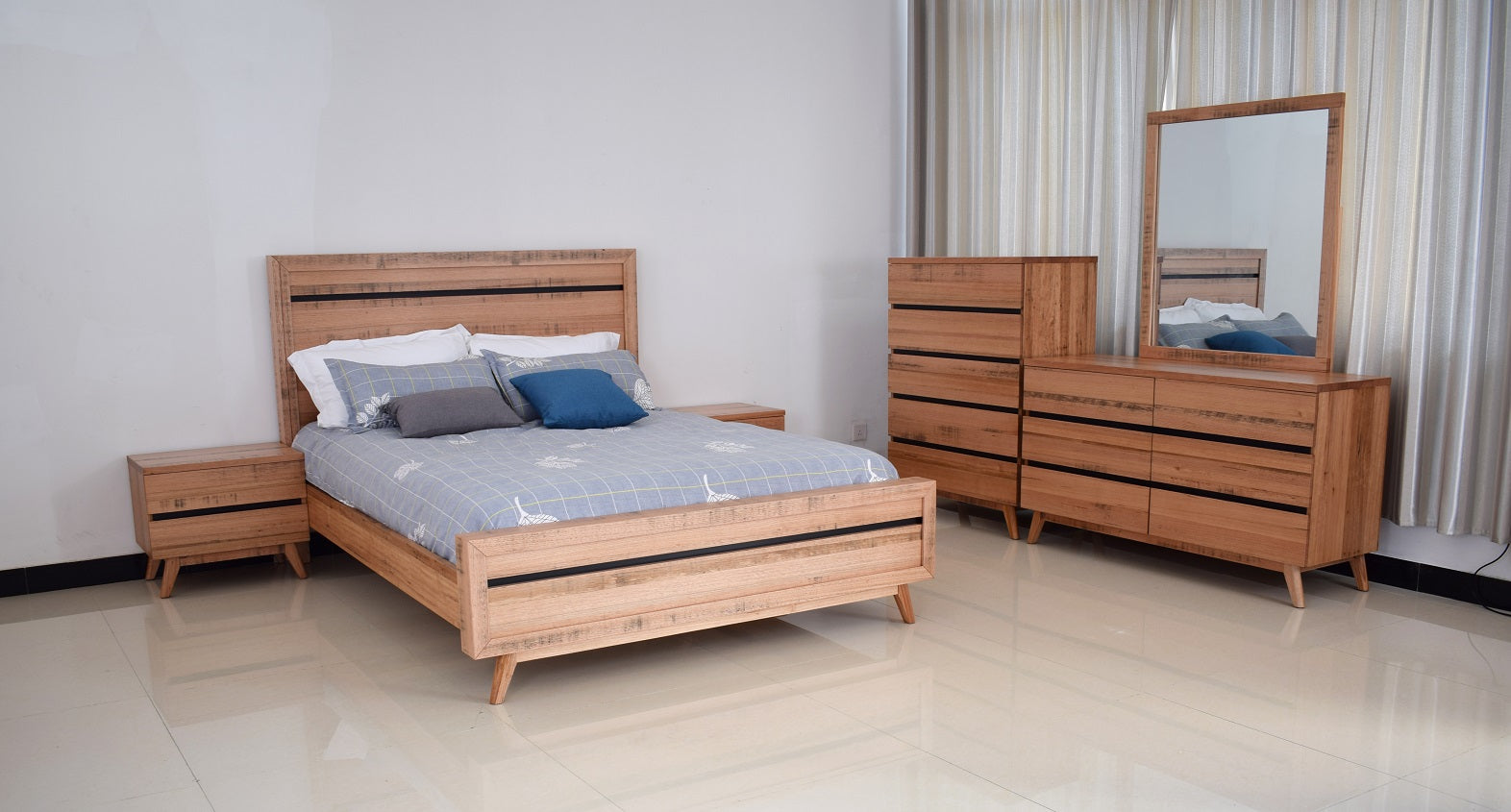 BIRMINGHAM KING 5 PIECE (DRESSER) BEDROOM SUITE - RUSTIC OAK
